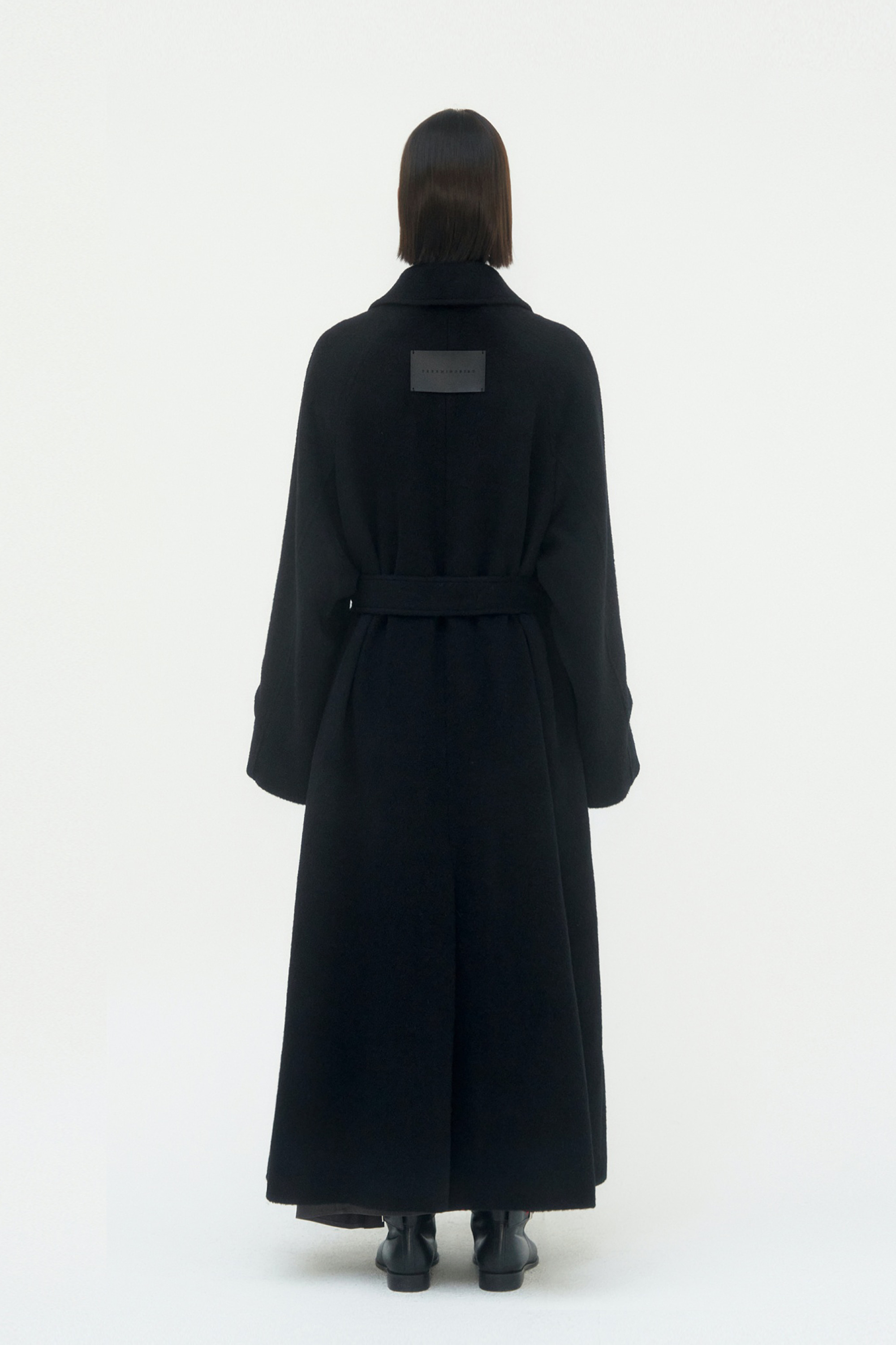 Traum Balmacaan Long Coat [ Black ]